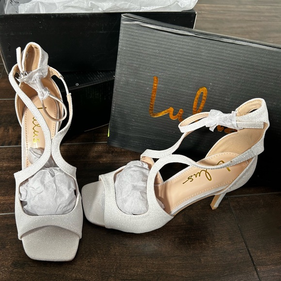 Lulus Shoes - LULUS WEDDING HEELS WITH SPARKLE